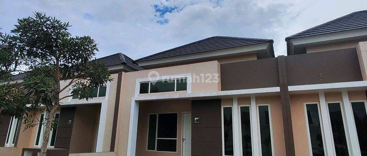 Perumahan Paragon Hill 50 Jt Langsung Huni Free Bphtb Canopy Dll Rumah di botania, Batam Centre 1