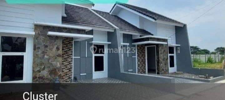 Rumah cantik dekat terminal Klari Karawang Timur  1