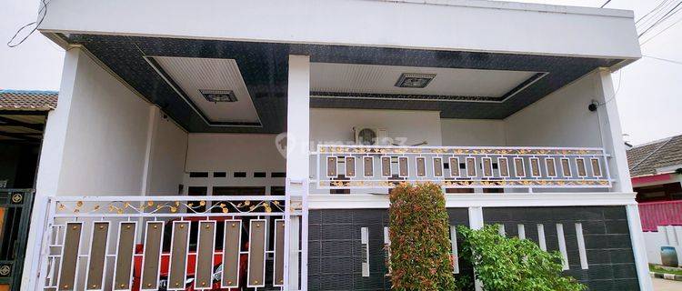 Rumah Furnished Sudah Renovasi di Perumahan Lebak Kinasih 1