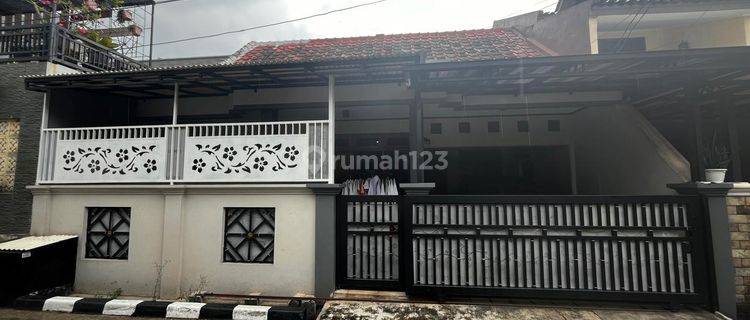 Dijual Rumah Strategis di Jaka Setia Bekasi 1