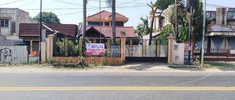 Rumah Mewah Pinggir Jalan Bogor Kota 2 Lantai 1