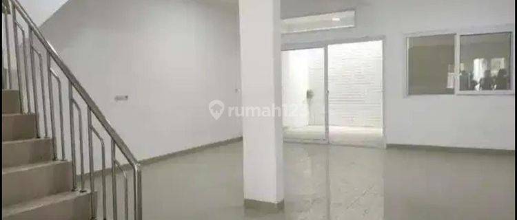 Disewakan Rumah Unfurnished Sunter Jakarta Utara 1