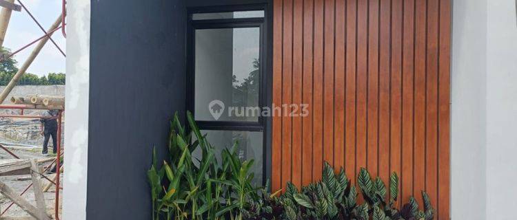 Rumah 2 Lantai Elegan Di Jual Di Maguwoharjo Sleman 1