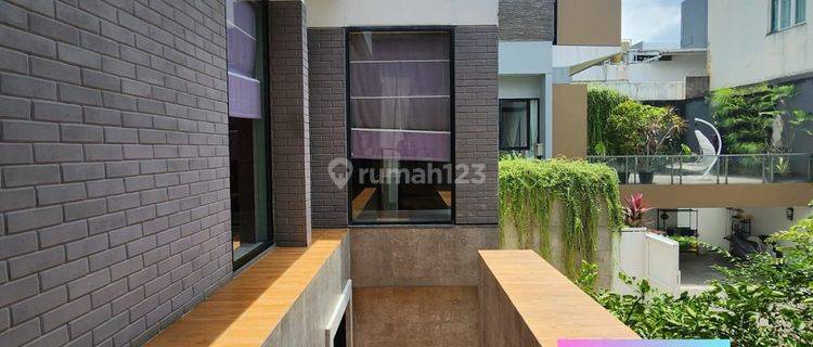 Rumah Townhouse Lux Expat  Area  3 Lantai Kemang  Harga Turun Jual Cepat !!! 1