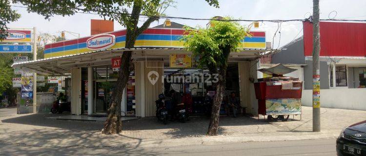 Ruang Usaha Minimarket Di Jalan Utama Cipamokolan, Bandung 1