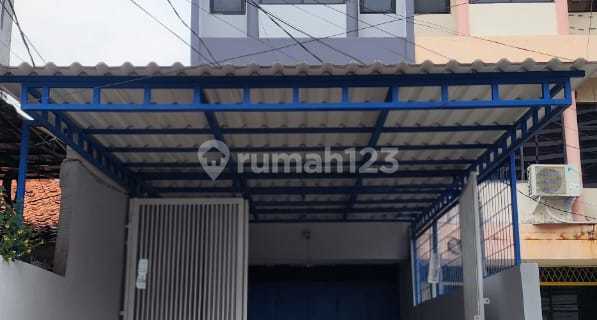 For Rent Shop House in Kebun Jeruk Sawah Besar, 4.5 Floors, Ready to Use, Busy Area (H N) 1