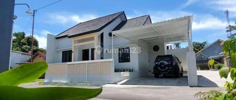 DIJUAL RUMAH BANTING  HARGA  DEKAT KAMPUS & RS DI JOGJA JCM mall  1