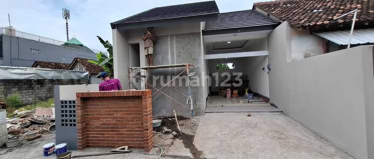 700 million, Kotagede House Near Xt Square, South of Gembira Loka Zoo 1