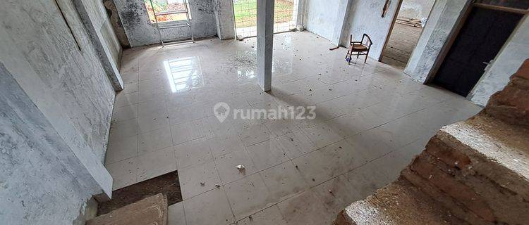 Gedung 50% U Rumah/Ruang Usaha di Kolonel Masturi Cisarua Bandung 1