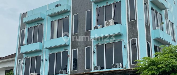 For sale/rent 3 units of shop houses in Banjar Wijaya Boulevard, Tangerang. 1