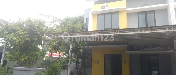 Rumah Hook 2 Lantai  Di Perumahan  Jaya Imperial Park Tangerang 1