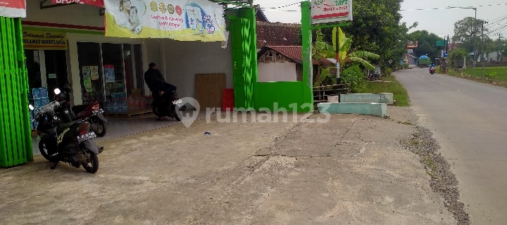 Strategic Shop House and Warehouse by the Roadside in Dempelrejo, Ngampel, Kendal 1