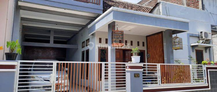 Rumah 2 Lantai Kaliwungu Kendal Dekat Kik 1