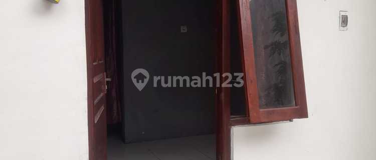 FOR RENT HOUSE - KALIURANG STREET KM 7 1