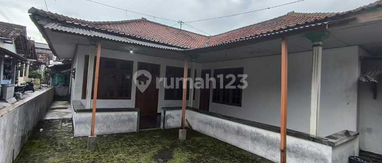 DIKONTRAKKAN RUMAH -TEGALREJO,YOGYAKARTA 1