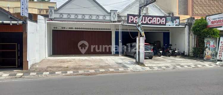 FOR RENT SHOP HOUSE - JL.GODEAN KM 6 1