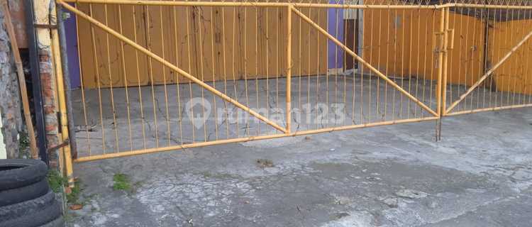 For Rent: Shop House in Bantul Regency, Special Region of Yogyakarta 1