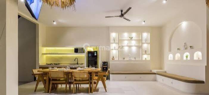 Rumah Villa Baru Gaya Mediteranian Dekat Club di Berawa, Canggu.  1