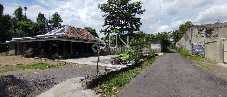 disewakan ruang usaha cocok untuk kuliner atau cafe condong catur sleman 1