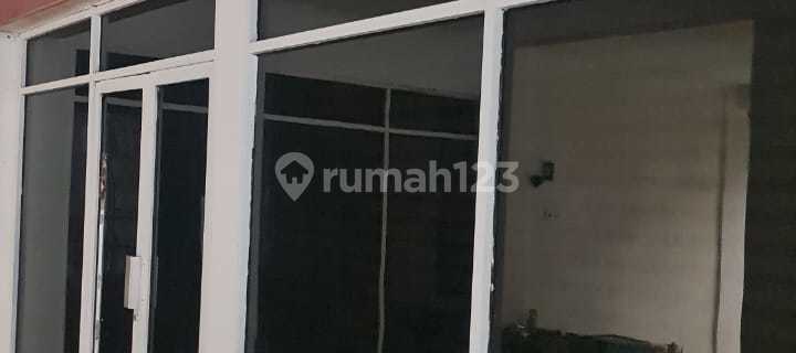(RK030) For Sale/Rent: Adjacent Shophouses in Kelapa Dua, Tangerang 1