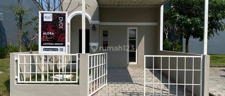 Rumah Minimalis Modern Dekat Winginanom Krian dan Barat Surabaya 1