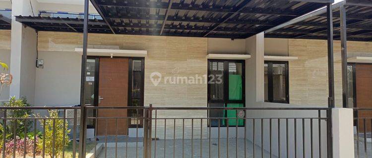 Rumah Ready Siap Huni, Kedamean Gresik 5 Menit Dari Pintu Tol Belahanrejo 1