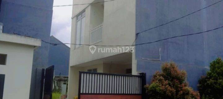 Rumah 3 Lantai Disewakan Murah Di Cinere Depan,super Strategis  1