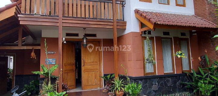 Rumah Asri Artistik 2 Lantai Di Setiabudi Bandung Utara 1