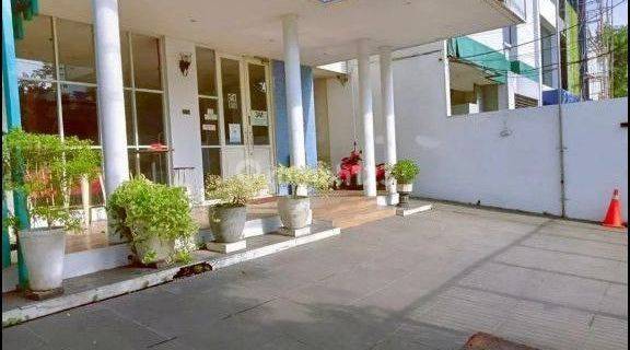 Dijual Ex Cafe Resto Full Furnish Di Ruko Perak Barat Surabaya 1