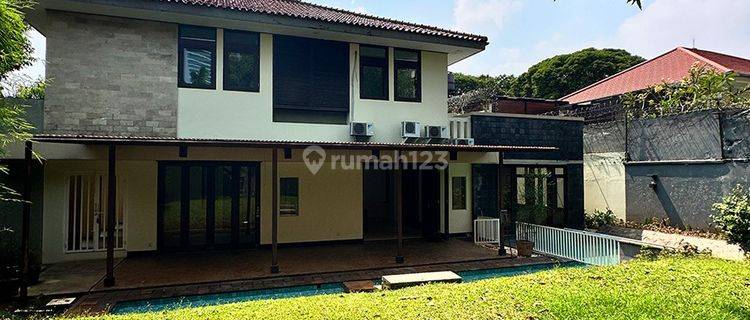 Rumah Kuningan 2 Lantai Ada Pool Dekat Rasuna Said  1