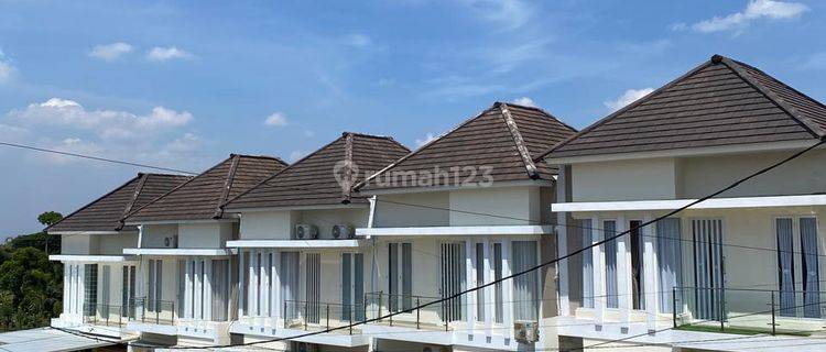 Rumah 2 Lantai View Cantik Kav Aa14 Free Desain Dalam di Batu 1