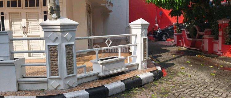 Villa Timor Garden Hook 1