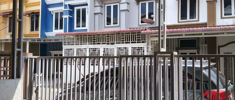 Rumah Mediteranian Semi Furnished 1