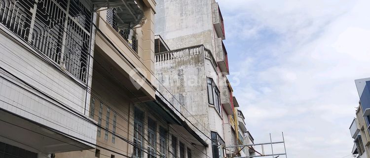 Shophouse Around Bandung, Surabaya Ready to Occupy 1