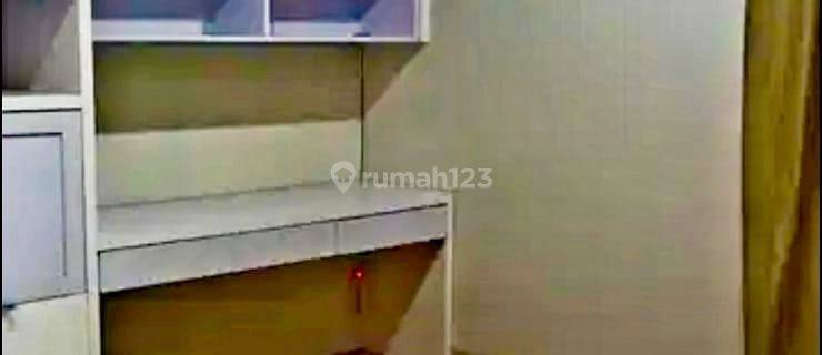 Disewakan Rumah 2 Lantai Siap Huni Di Eminent Bsd, Semi Furnished, Bagus 1
