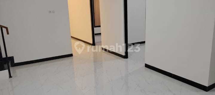 For Sale House In Citra 5, Nice, Ready To Occupy, Certificate 1