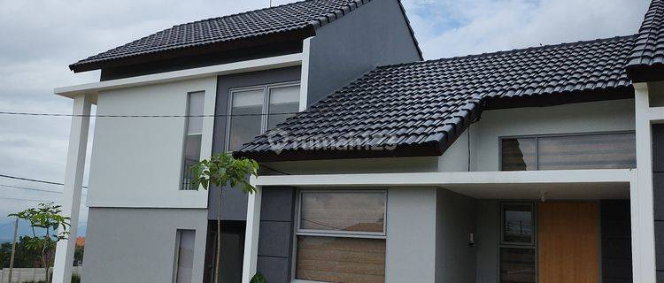 Rumah Hadap Barat 2 KT dan 1 KM - 1 Lantai Minimalis Modern - Cileunyi Cicalengka 1