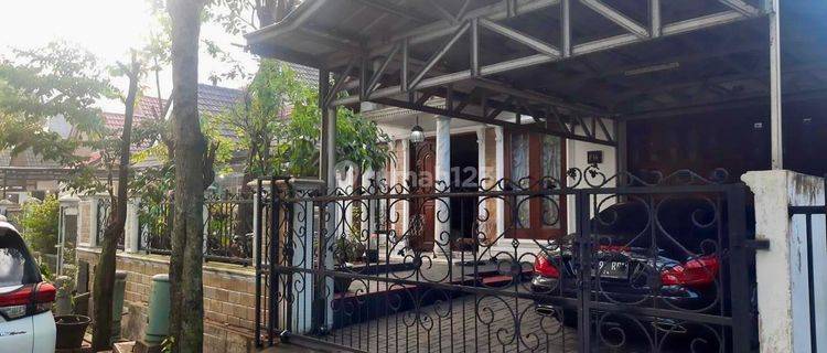 Dijual Rumah Siap Huni Ada Gudang di Giriloka 1