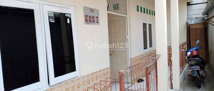 Dijual Rumah Kos 2 Lantai, Bebas Banjir 18 Kamar di Jatinegara 1