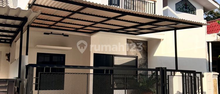 Dijual Rumah 2 Lantai Bagus Siap Huni di Nusaloka Bsd. Vivi Efb 1
