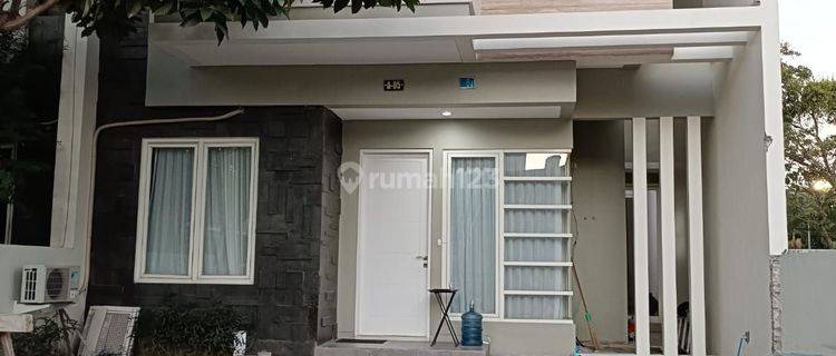 Rumah 2 Lantai SHM Di Pusat Kota Surabaya Harga Terjangkau 1