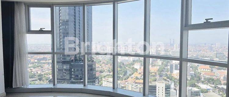 APARTEMEN ONE ICON RESIDENCE WITH PRIVATE LIFT 1