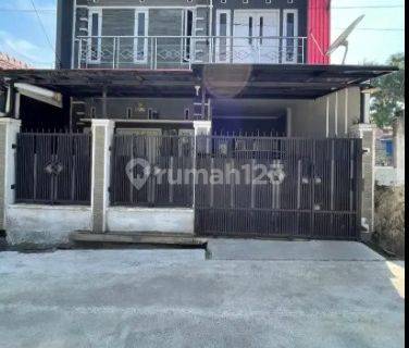 Rumah 2 Lantai Furnished di Permata Cimahi, Bandung Barat 1