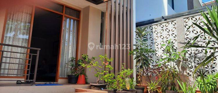 Rumah Kontrakan 2 Lantai Bagus Furnished SHM di Kota Bali Residen, Bandung 1