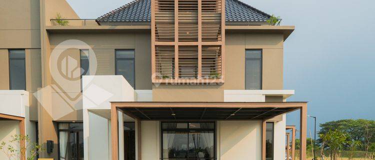 Rumah Dijual 3 Lantai Dengan Design American Classic 1