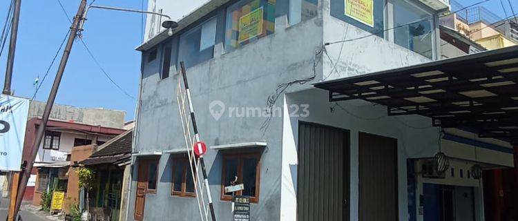 Dijual Ruko di Jl. Slamet Riyadi, Surakarta sebelah Mall Solo Square 1