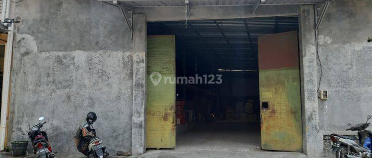 Gudang kecil dijual di Nusukan, Banjarsari, Surakarta area Solo Utara 1