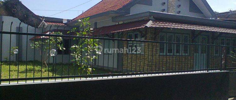 Dijual Rumah Mewah Murah di Tengah Kota Solo 1