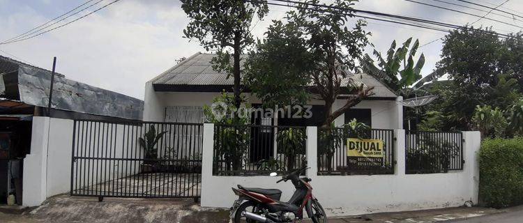 Dijual Rumah Siap Huni di Tengah Kota Solo 1