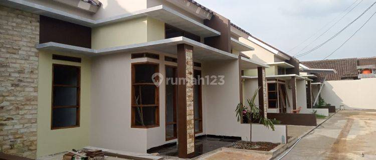 Rumah cash di cluster puri calista Depok SHM 1